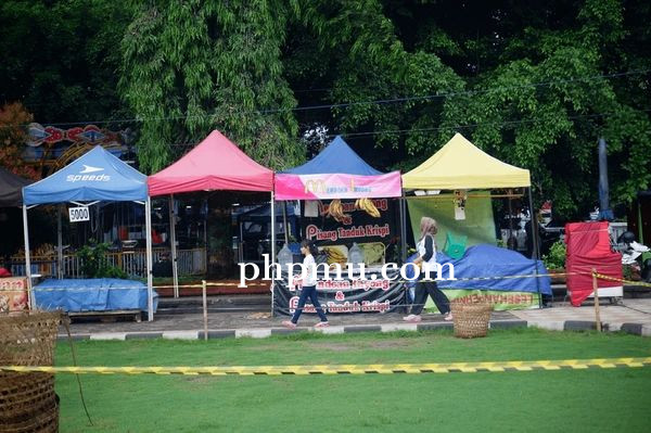 Langkah Mudah Memesan Tenda Lipat dengan Logo Perusahaan Sendiri